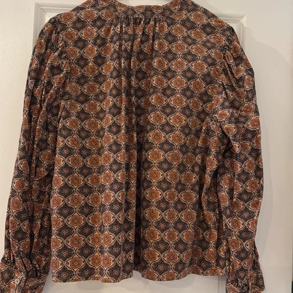 Women’s Banana Republic Corduroy  Top - Picture 3 of 3